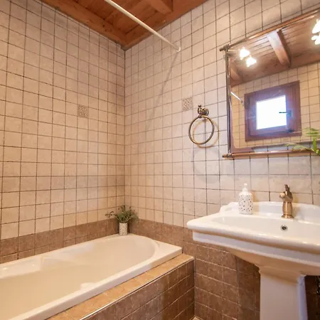 Stone Edge Homestead 빌라