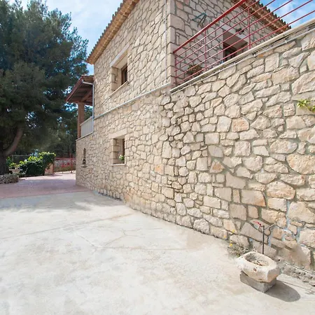 Stone Edge Homestead * Agios Leon