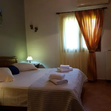 Stone Edge Homestead *