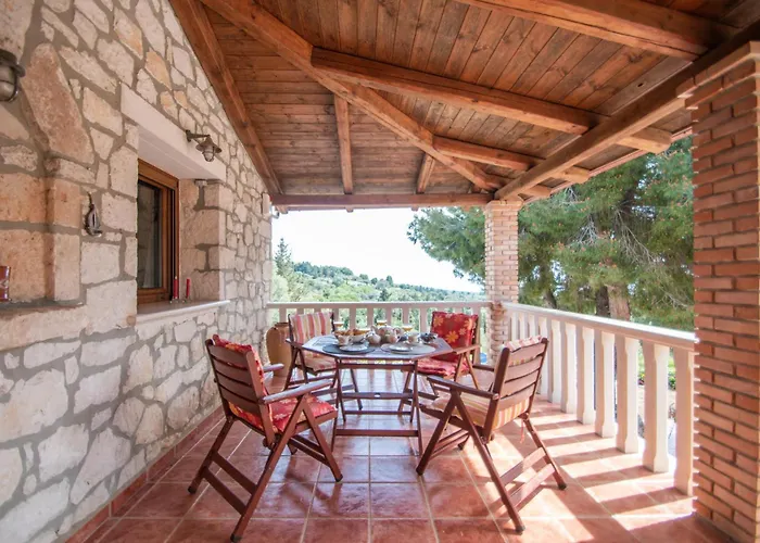 Stone Edge Homestead * Άγιος Λέον