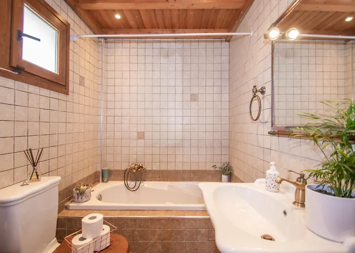 Stone Edge Homestead Villa *